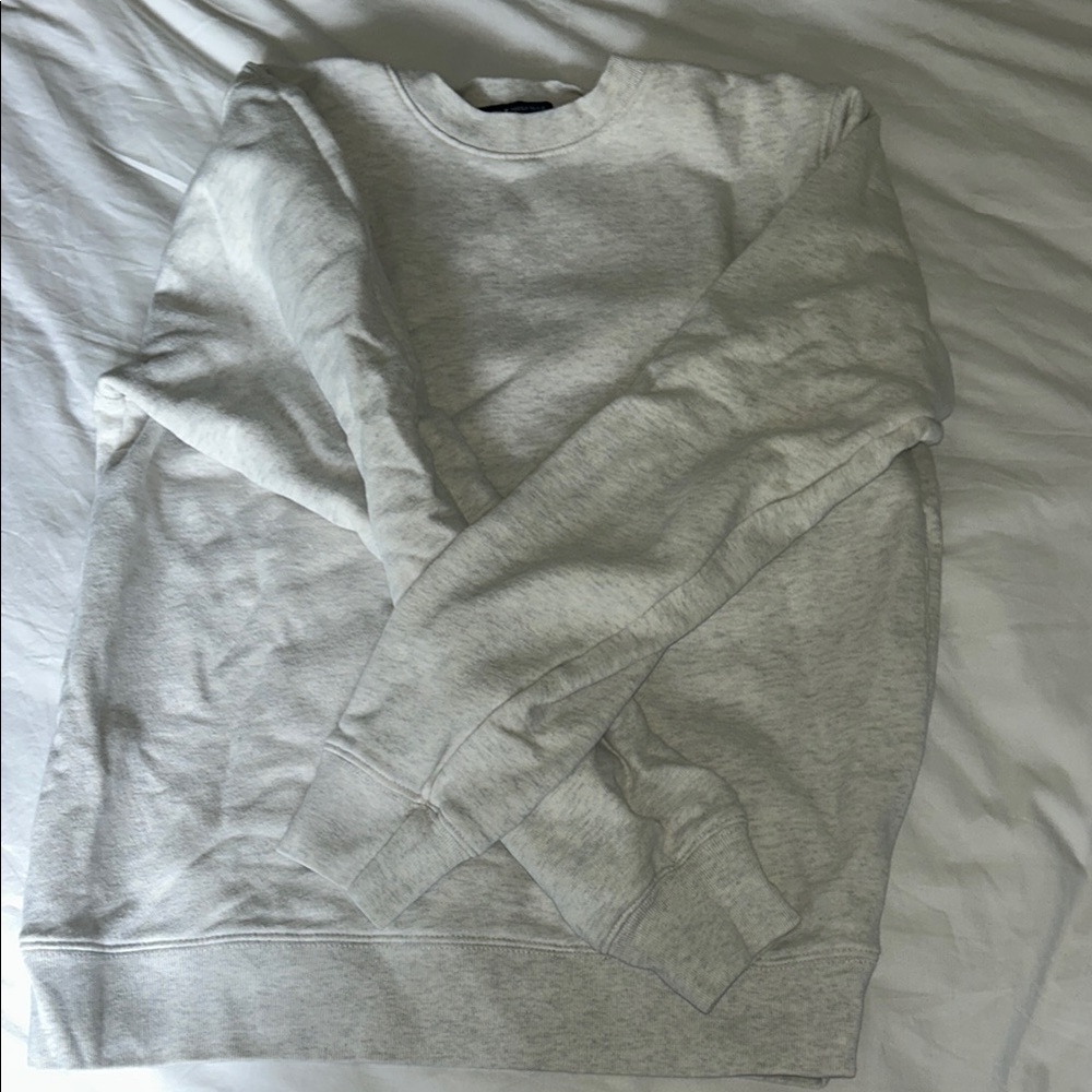 Brandy Melville Cozy Gray Crewneck Sweater